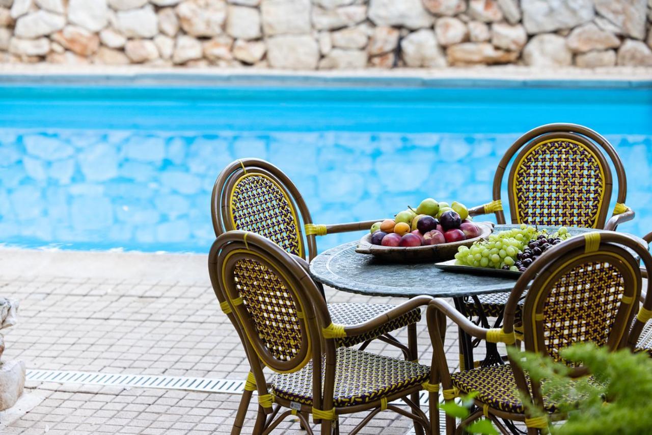 Вилла The House Rosh Pina - 2Brm With Pool Экстерьер фото